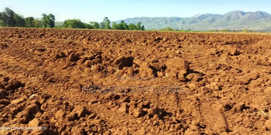 11 Acres at 1.3M Per Acre Has Title Deed in Lower Subukia Limuru